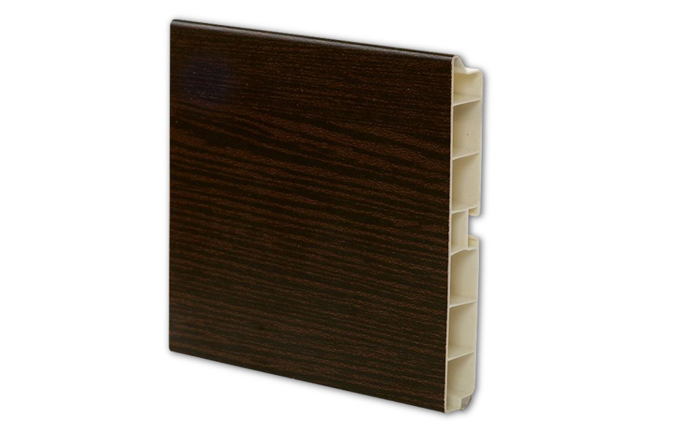 Цоколь пластиковый 4000*150*14 венге (№4) купить по цене от  в Петербурге и Москве
