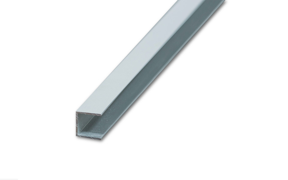 картинка Торцевая планка П-обр. для стеновых панелей 6 мм, L=600мм, внутр.паз 7,2 мм от магазина DFCH 