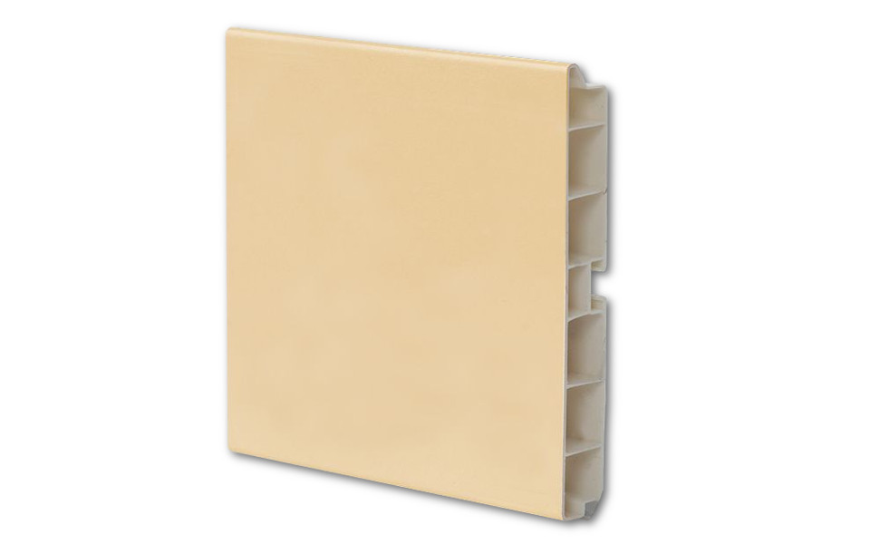 Цоколь пластиковый 4000*150*14 ваниль (№10) купить по цене от  в Петербурге и Москве
